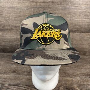 Los Angeles Lakers Hat Cap Snap Back Camo Green NBA Basketball Mens Ultra Game